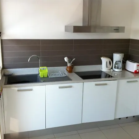 Le Castel Du Cros Апартаменты Кань-сюр-Мер