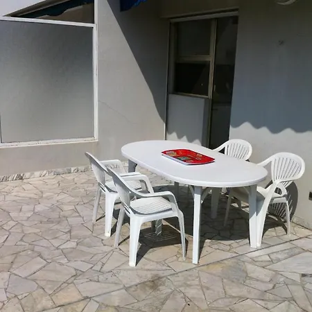 Le Castel Du Cros Apartament *